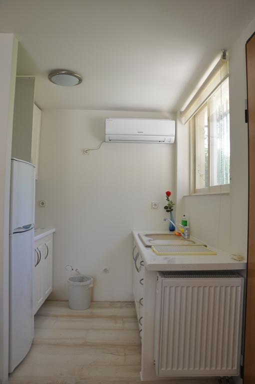 Cosy Studio With Garden / Individual Apartment Atene Esterno foto