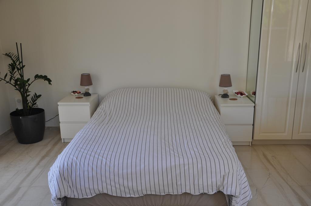 Cosy Studio With Garden / Individual Apartment Atene Esterno foto